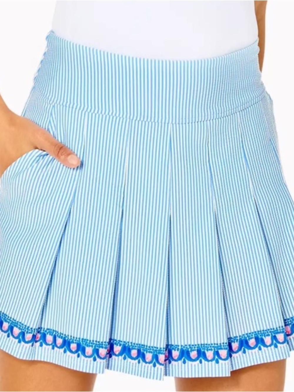 NWOT Lilly Pulitzer Luxletic Priska Seersucker Skort, Size 12 - Picture 2 of 6